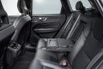 Volvo XC60 D4 Inscription 2017 года (UK)